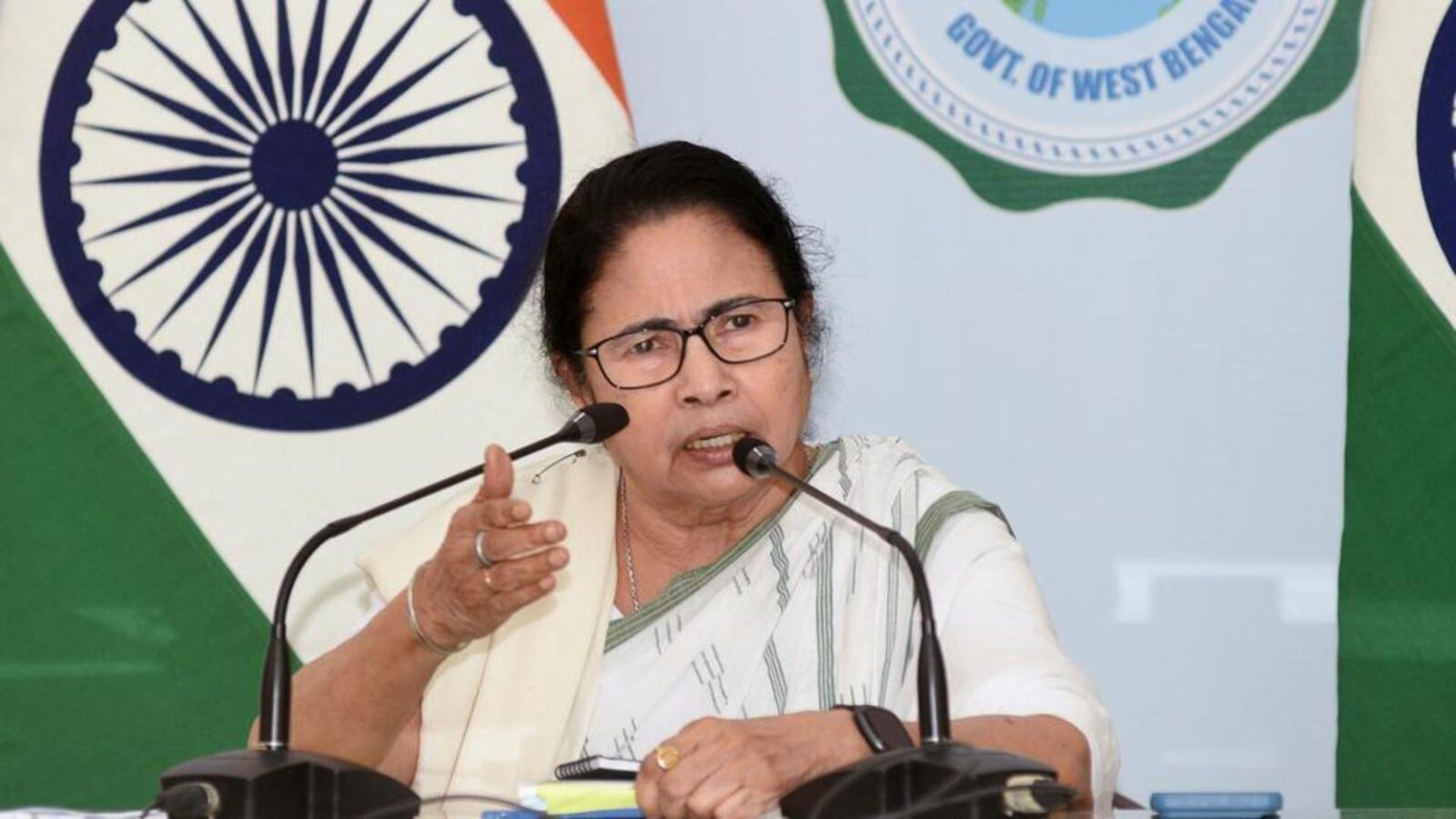 Mamata blasts CEC as ‘arrogant liar’, accuses ECI of BJP bias