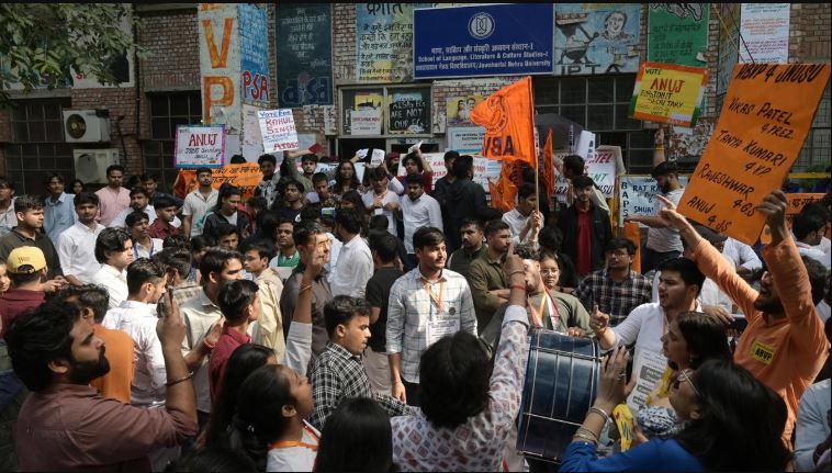 JNU administration targeting elected student leaders over surveillance protests, says students’ union