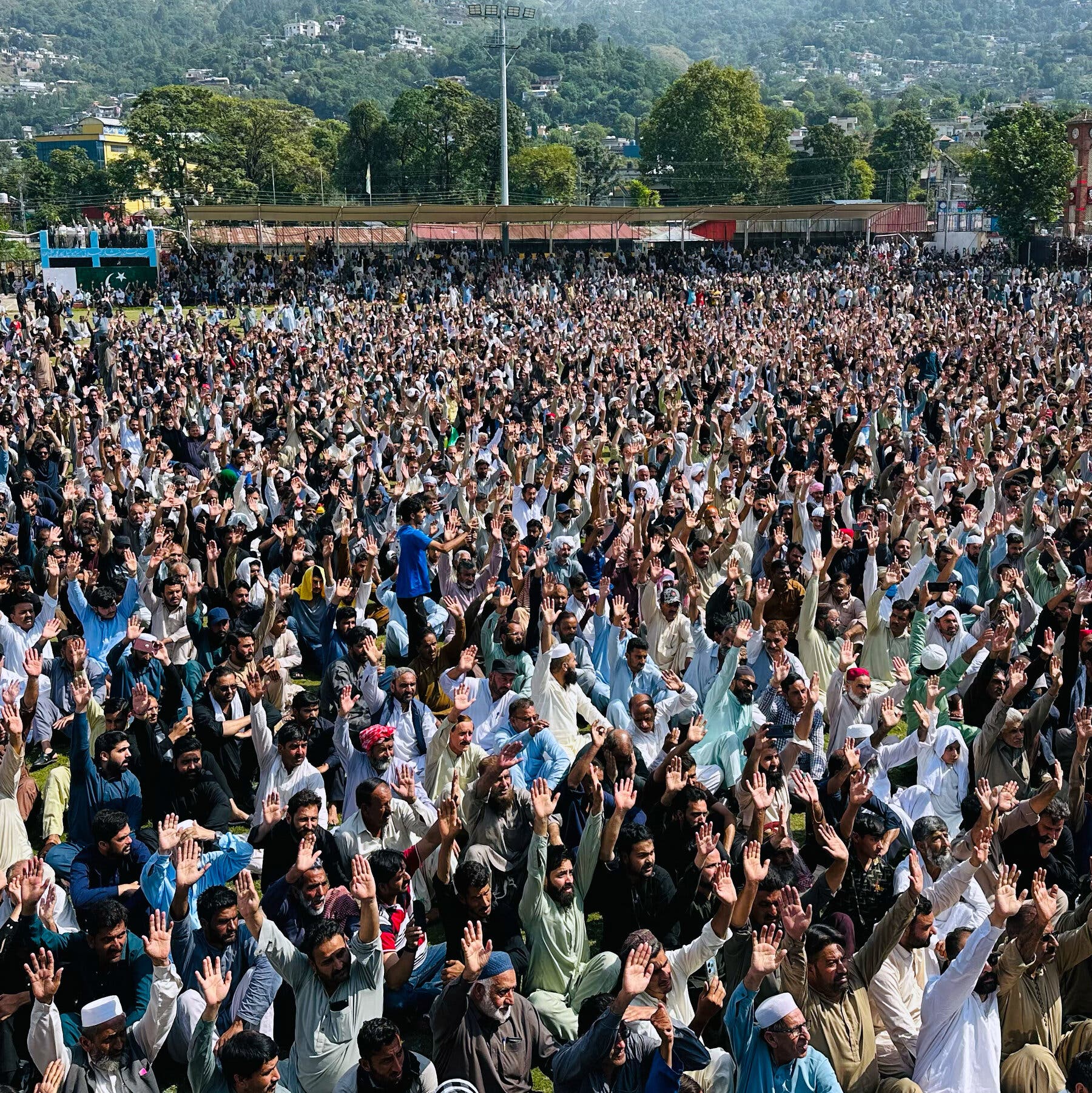 As Unrest in Pakistani Kashmir Turns Deadly, Prime Minister Urges Calm