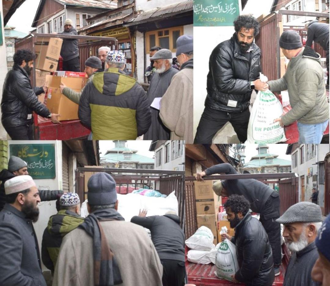Darul Khair provides relief materials to IIOJK’s Chattabal fire-affected families
